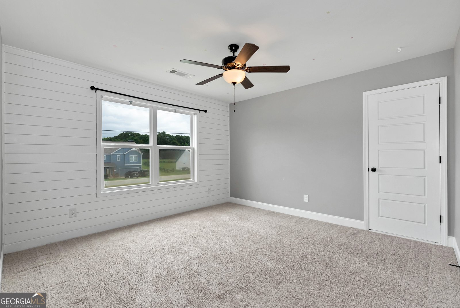 1215 Foster Road Statham - Photo 32