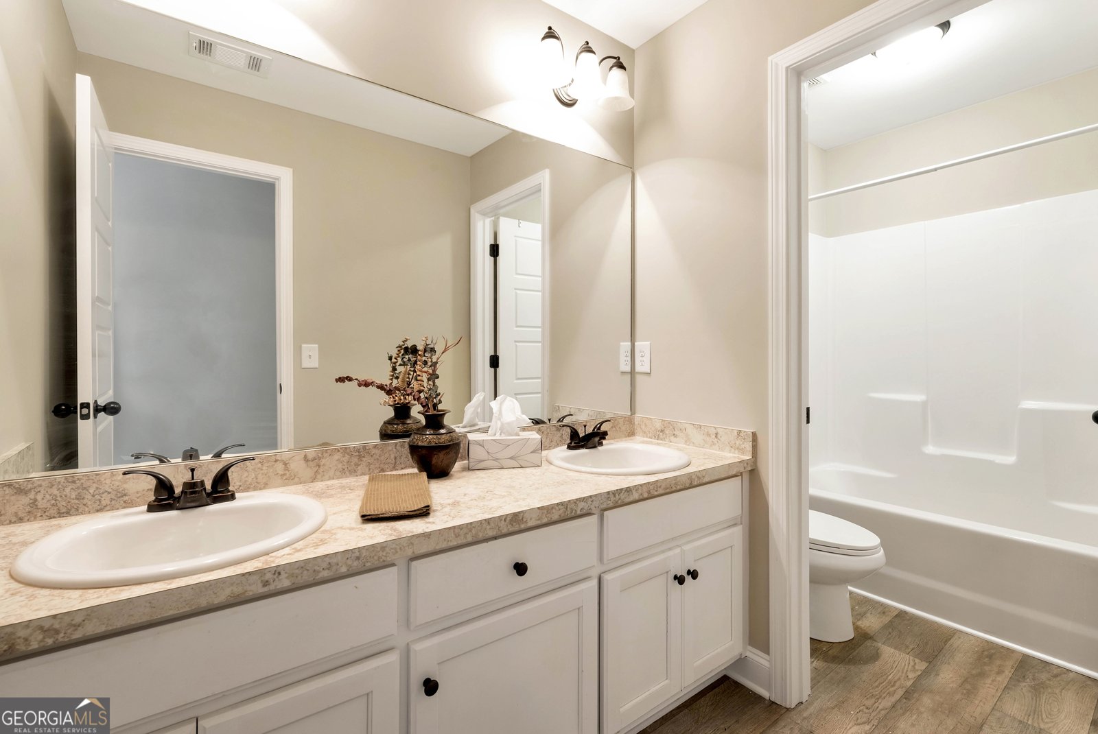1215 Foster Road Statham - Photo 34