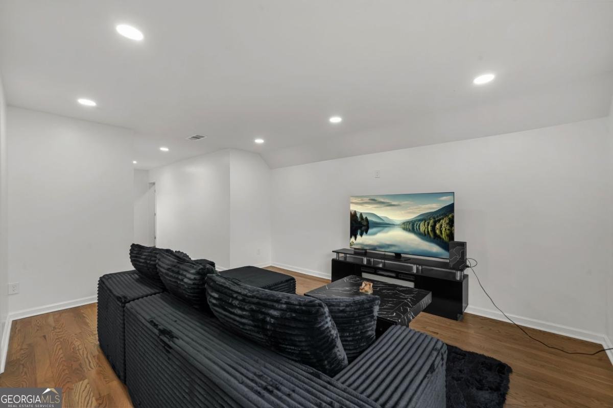 2032 Stanfield Avenue Atlanta - Photo 35
