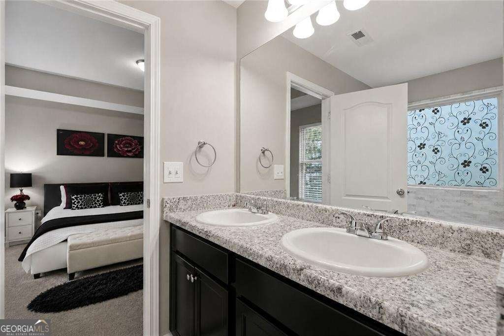 1410 Miller Cove Lane Bethlehem - Photo 15