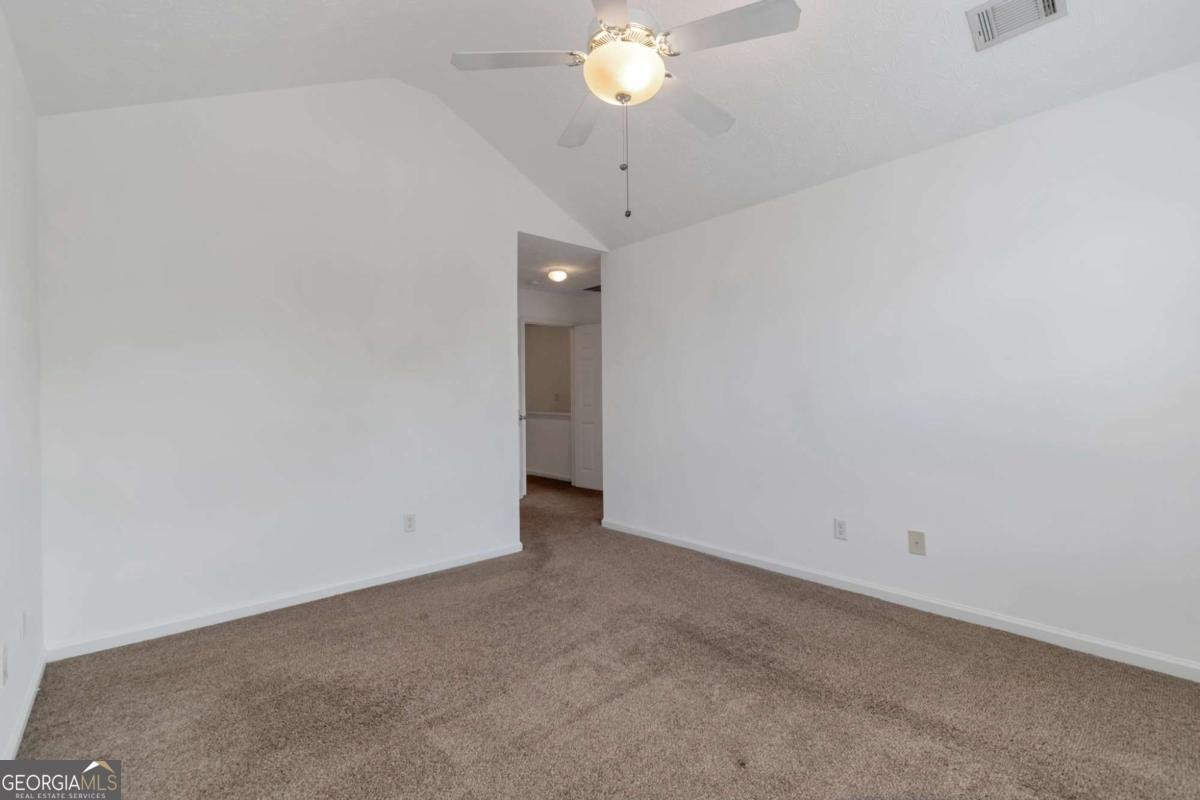 6243 Shoreview Circle Flowery Branch - Photo 10