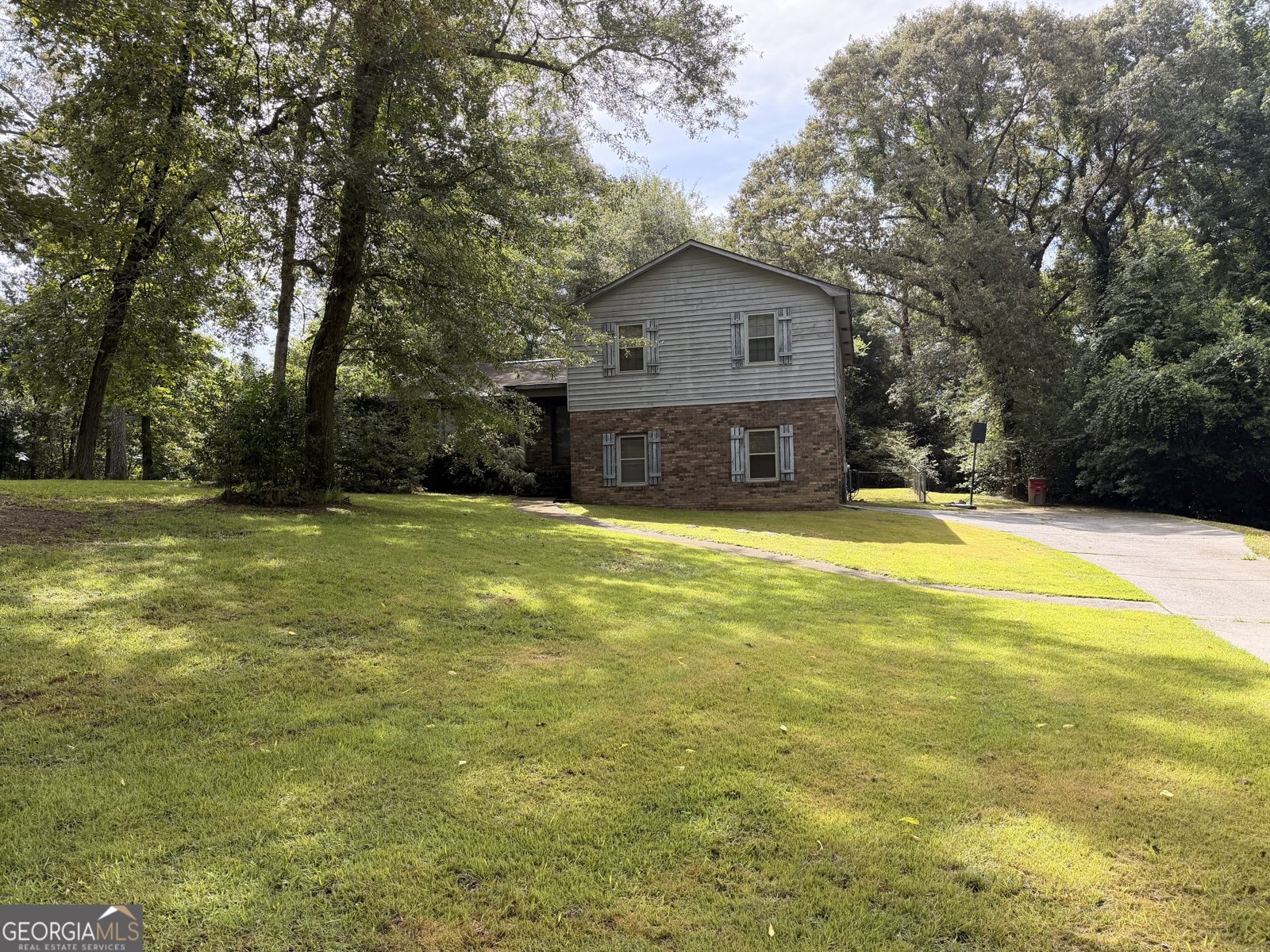 7194 Everett Drive Macon - main photo