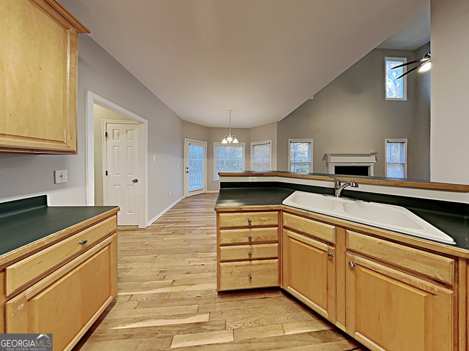 5309 Fernbrook Falls Court Flowery Branch - Photo 10