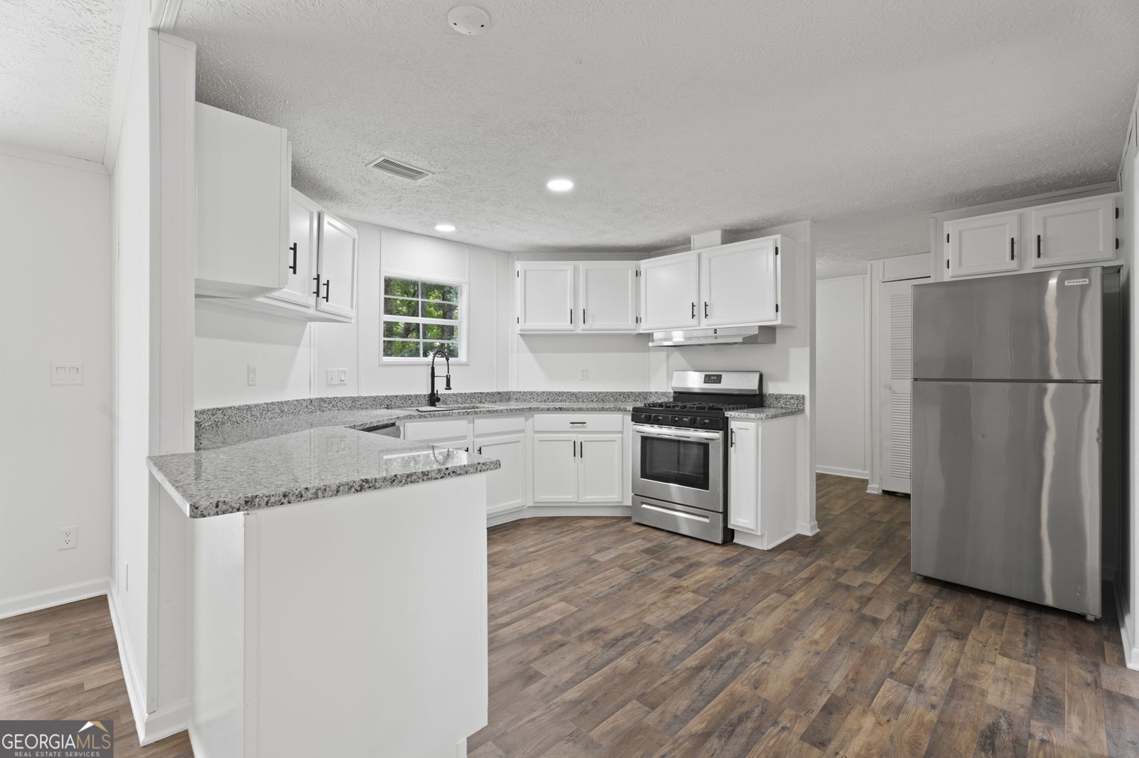 1348 Poplar Street Stockbridge - Photo 13