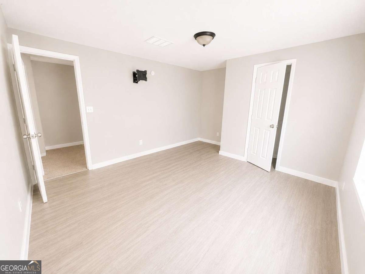 4303 Village Square Lane Stone Mountain - Photo 11