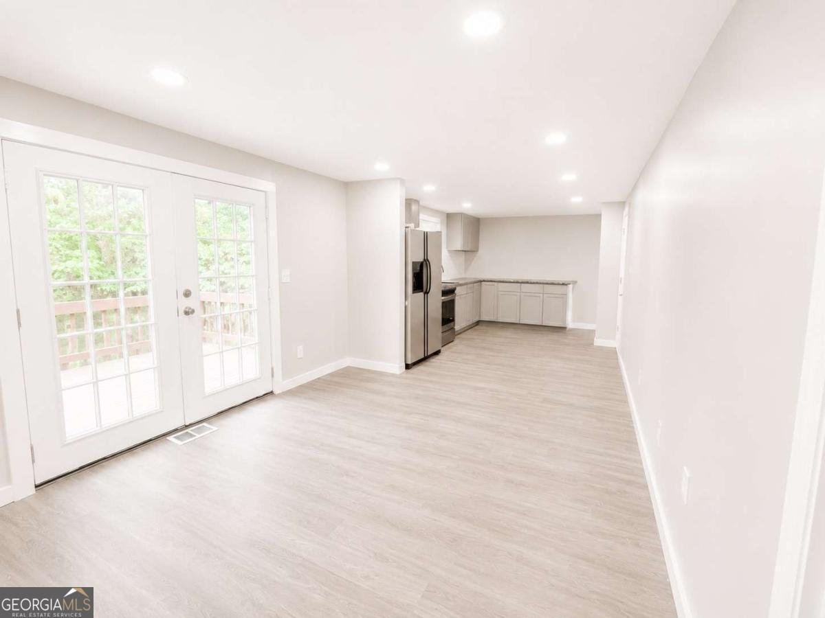 4303 Village Square Lane Stone Mountain - Photo 6