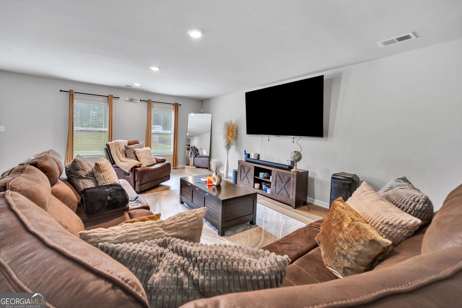 145 Chapel Heights Way Covington - Photo 10