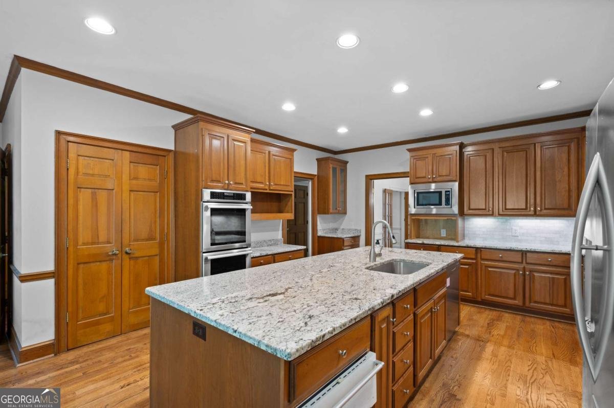 9335 Huntcliff Trace Sandy Springs - Photo 12