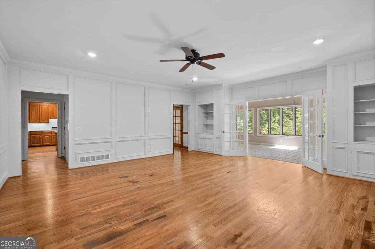 9335 Huntcliff Trace Sandy Springs - Photo 19
