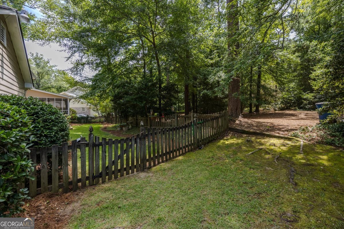 137 Tattershall Court Macon - Photo 35