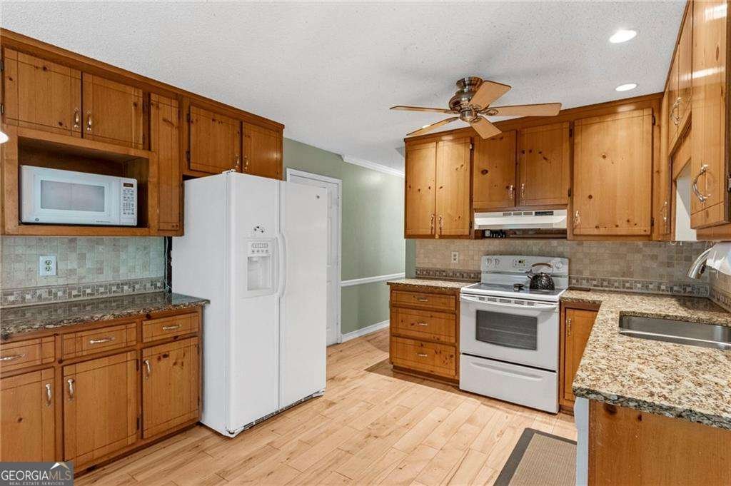 341 Westover Drive Woodstock - Photo 14
