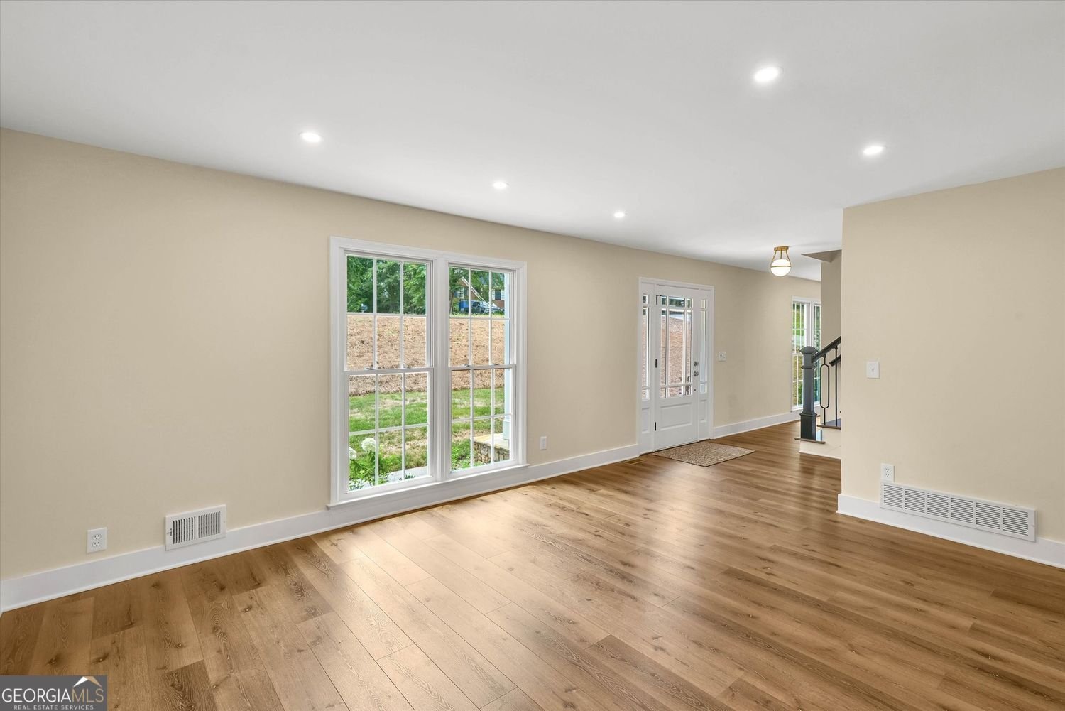 4587 Gilhams Road Roswell - Photo 8