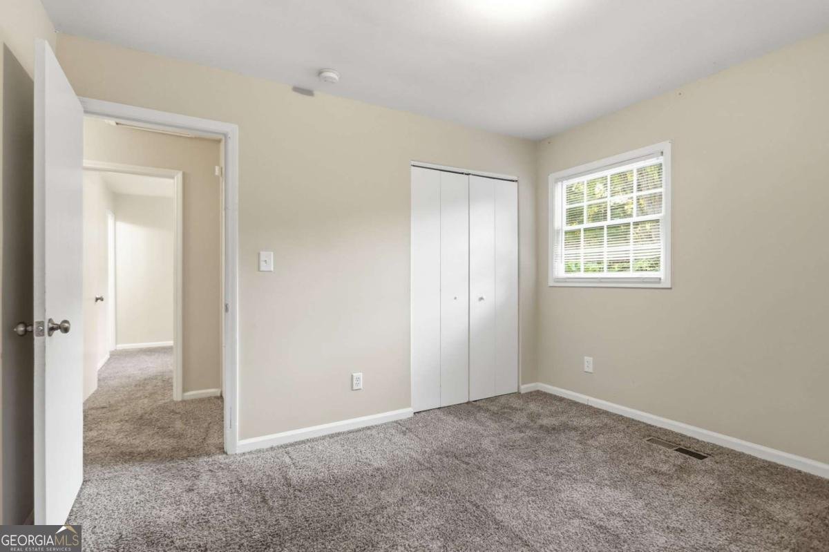 4204 Cheryl Ann Court Stone Mountain - Photo 17