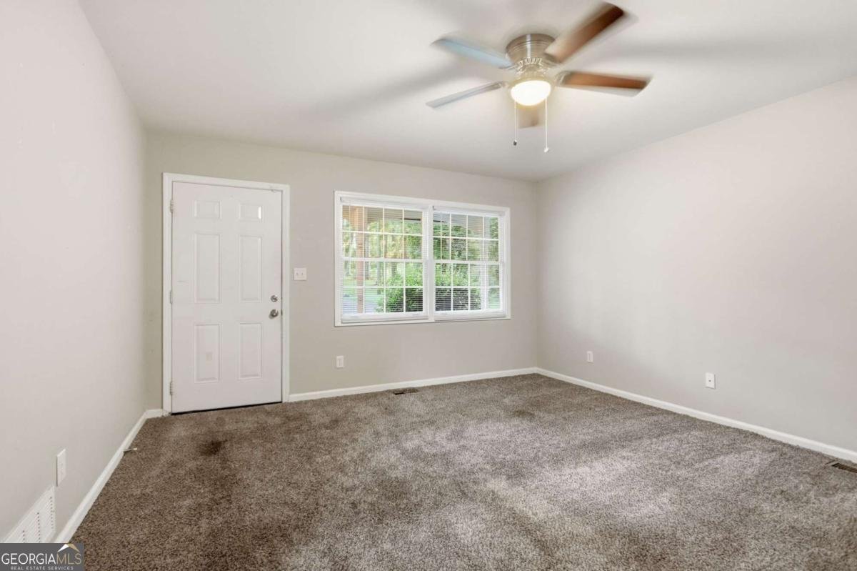 4204 Cheryl Ann Court Stone Mountain - Photo 20