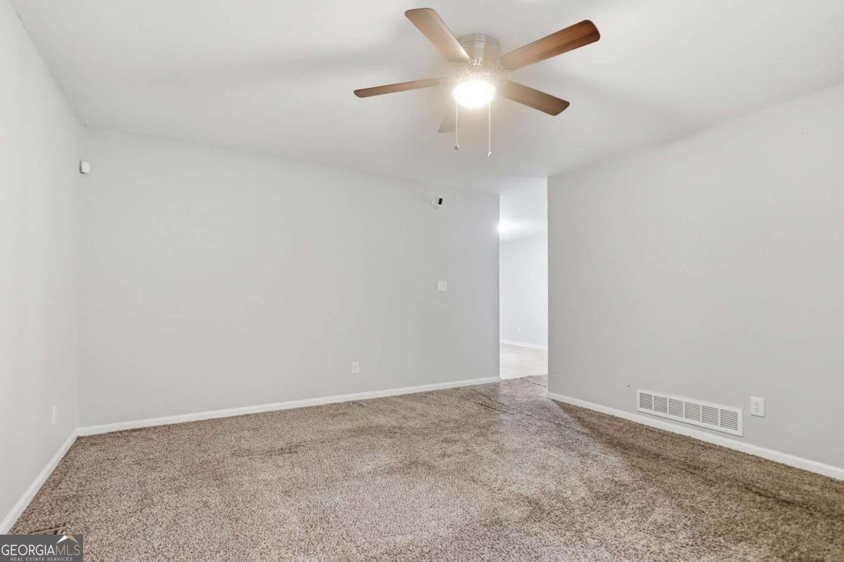 4204 Cheryl Ann Court Stone Mountain - Photo 27