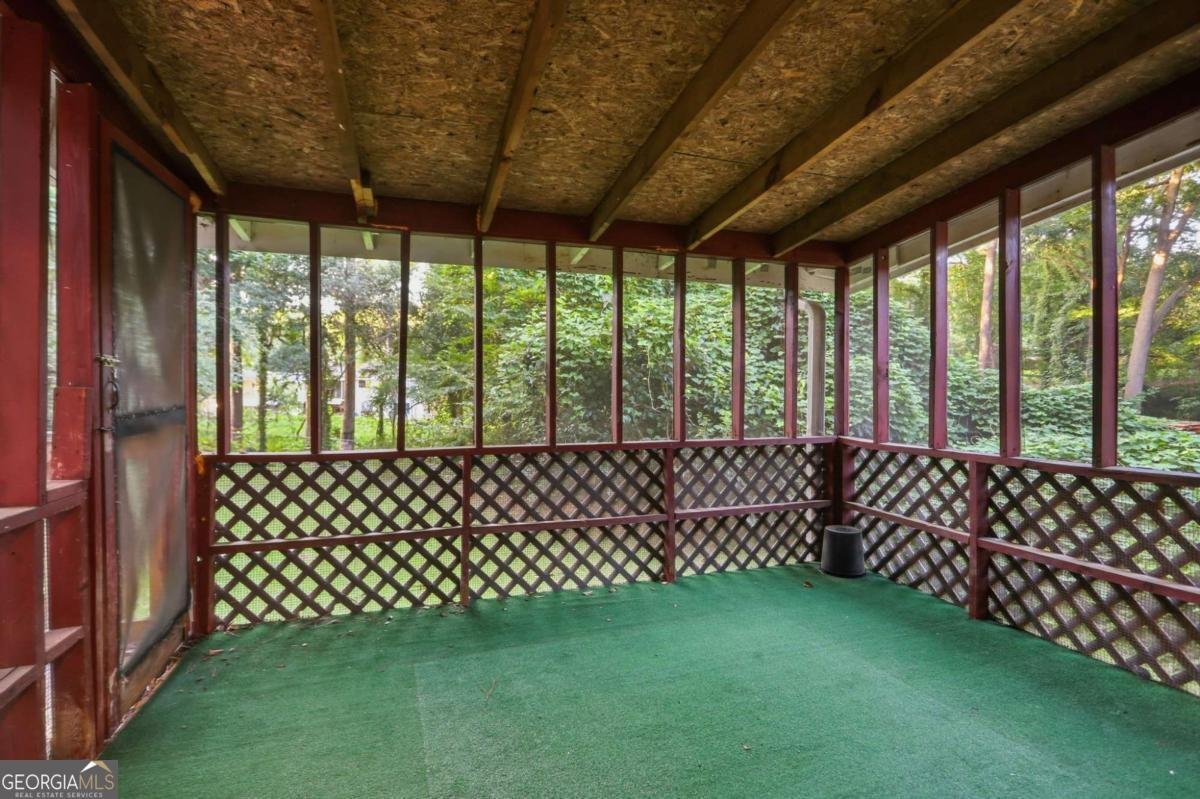 4204 Cheryl Ann Court Stone Mountain - Photo 31