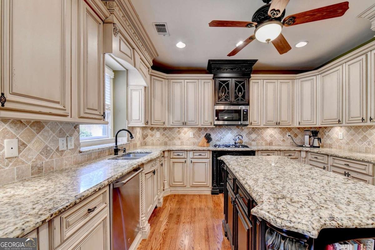 655 Rosebury Lane Suwanee - Photo 11