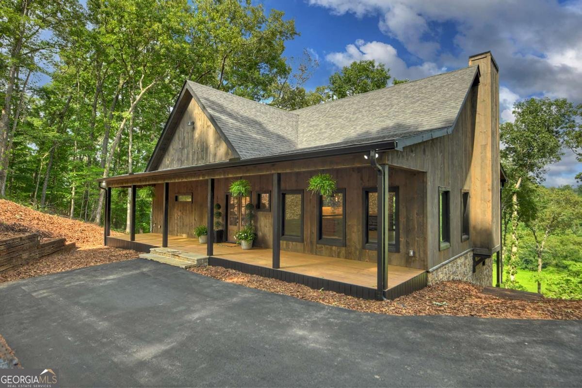 1729 Barnes Chapel Road Blue Ridge - main photo