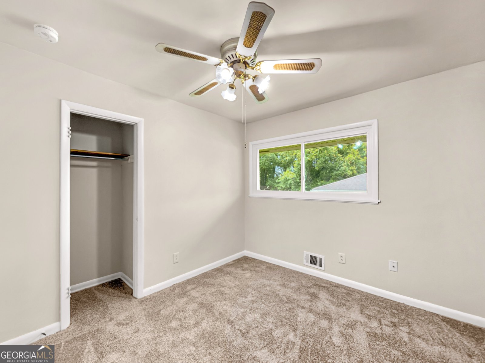 565 Wavelyn Way Riverdale - Photo 11