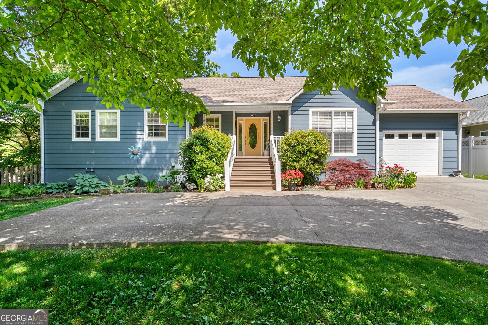 450 Longview Drive Hiawassee - main photo
