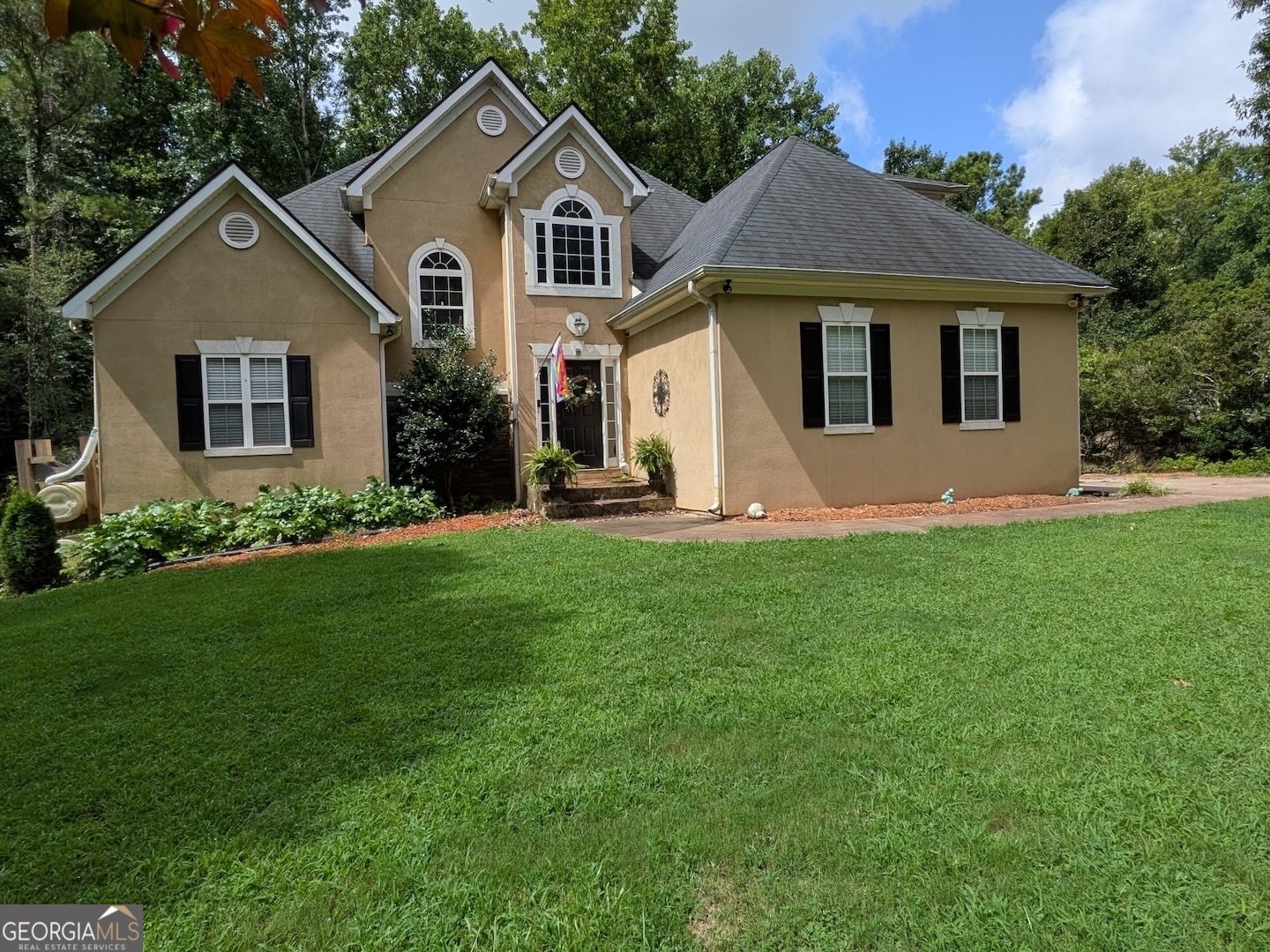 95 Crescent Circle Newnan - main photo