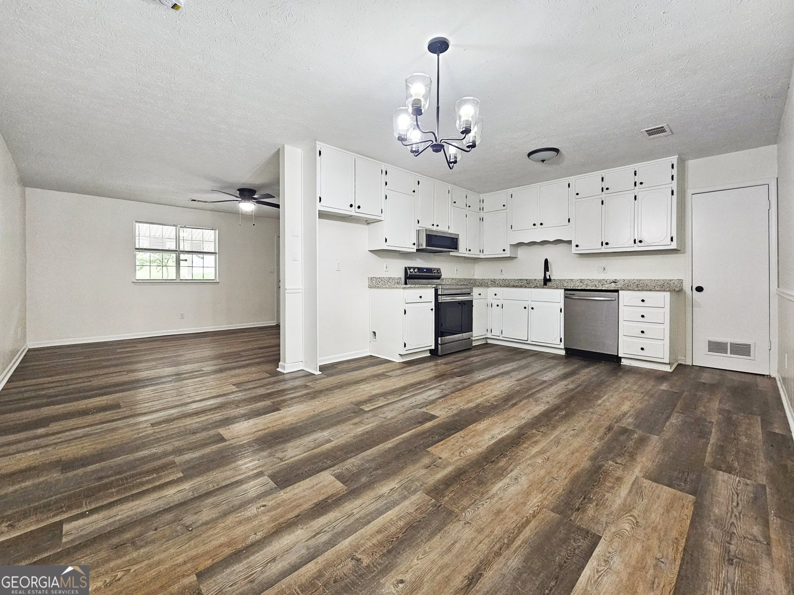 314 Morris Drive Conyers - Photo 10