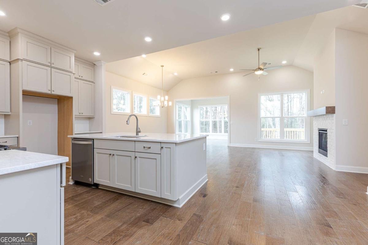 879 Eastman Court Hoschton - Photo 17