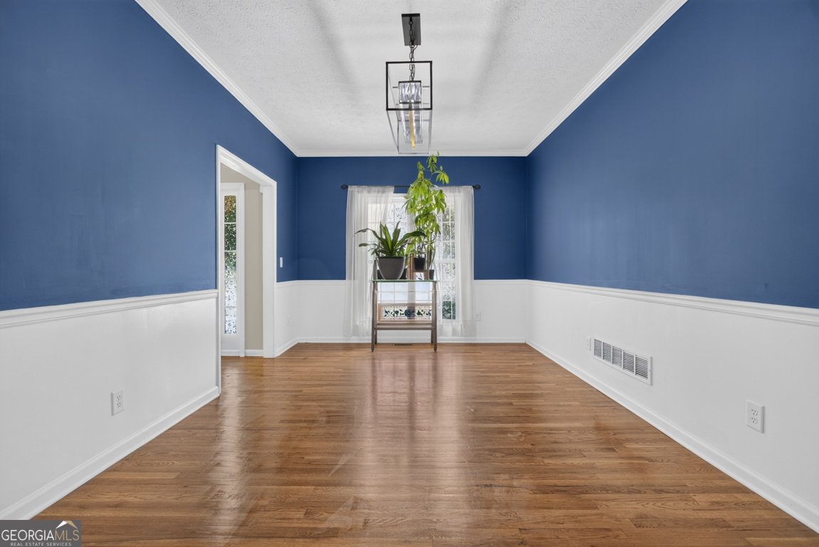 60 Tyler Woods Drive Sharpsburg - Photo 11