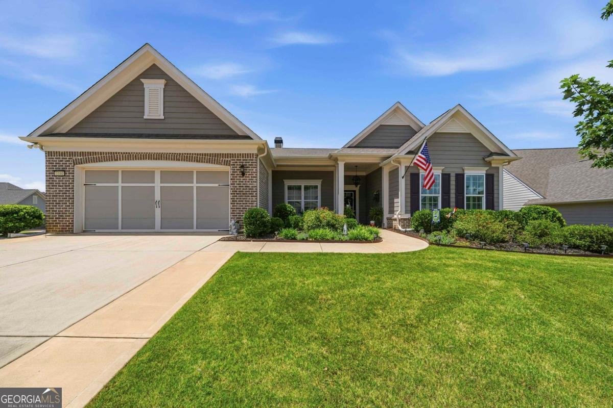 1040 Pebble Creek Road Greensboro - main photo