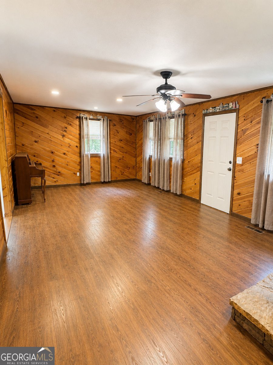 2261 Paradise Valley Road cleveland - Photo 15