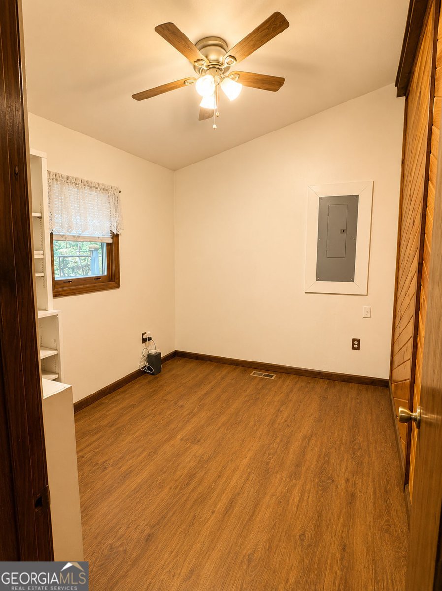 2261 Paradise Valley Road cleveland - Photo 18