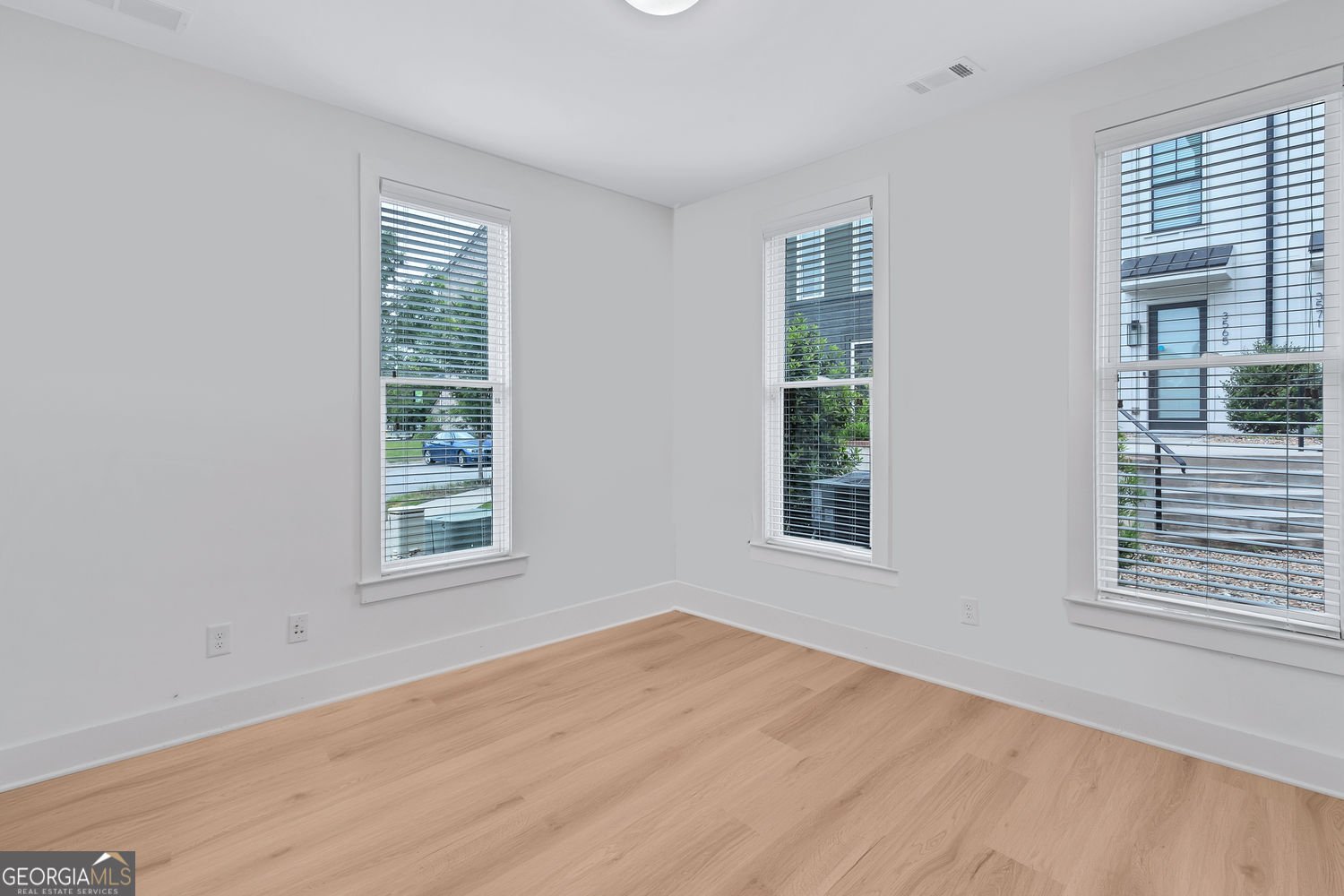 3587 Candler Court Hapeville - Photo 9