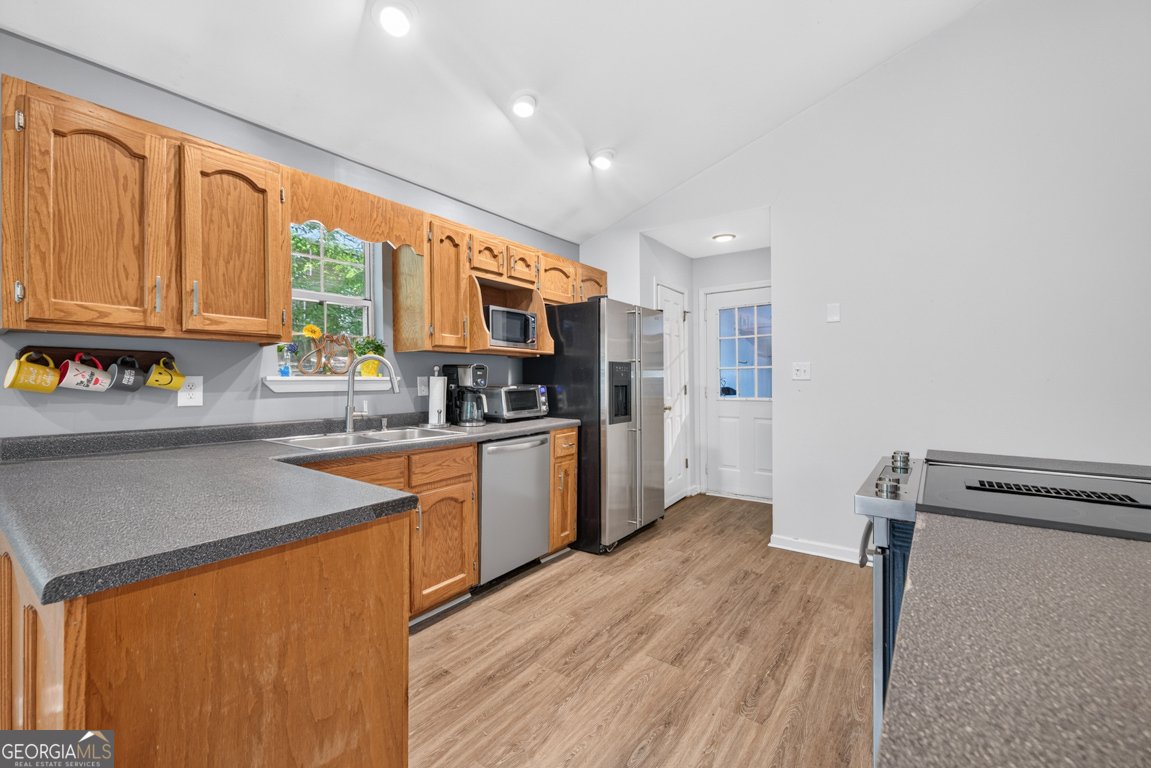 154 Pheasant Run Bogart - Photo 12