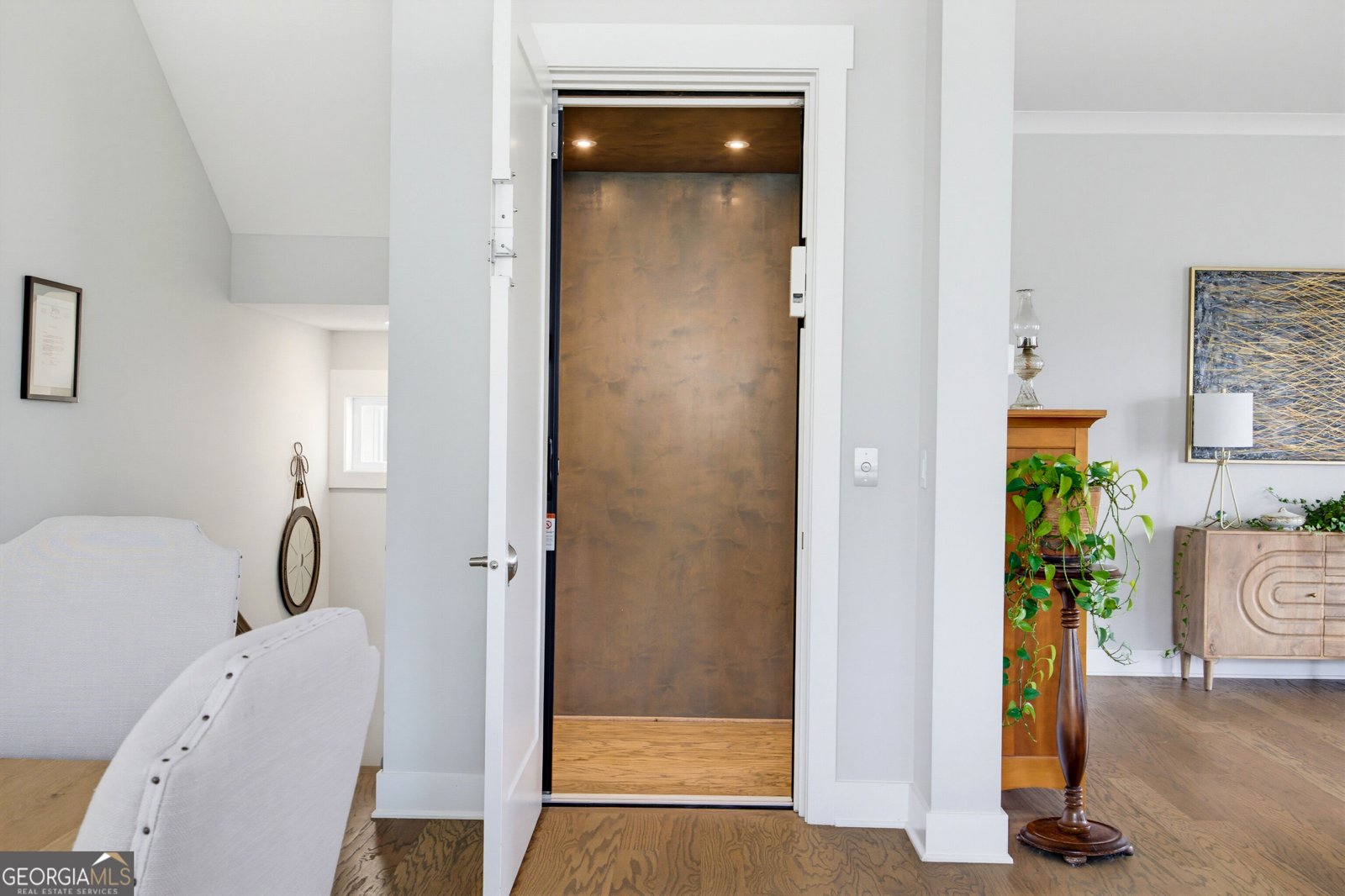 581 Club Drive Woodstock - Photo 10