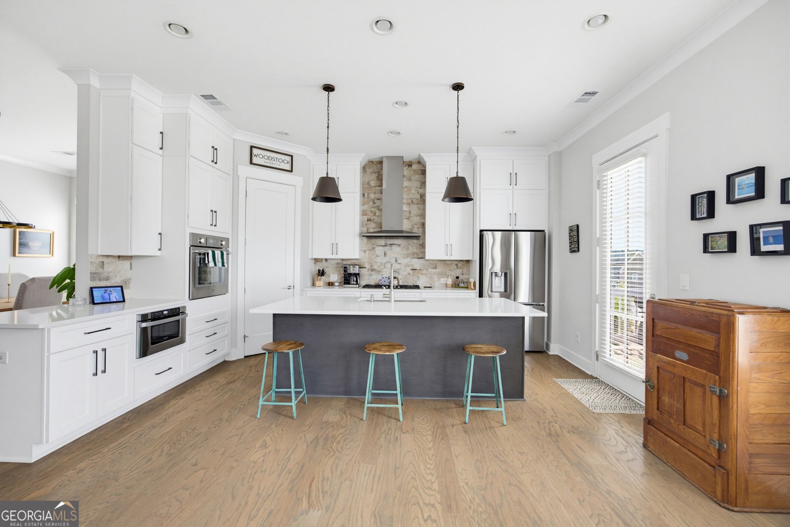 581 Club Drive Woodstock - Photo 7