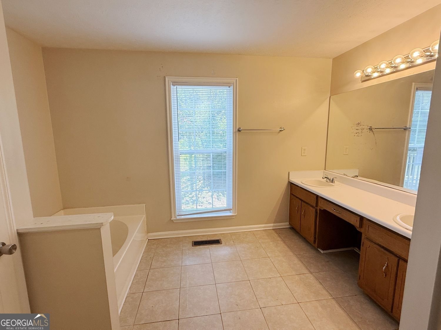4680 Woodglen Court Douglasville - Photo 21