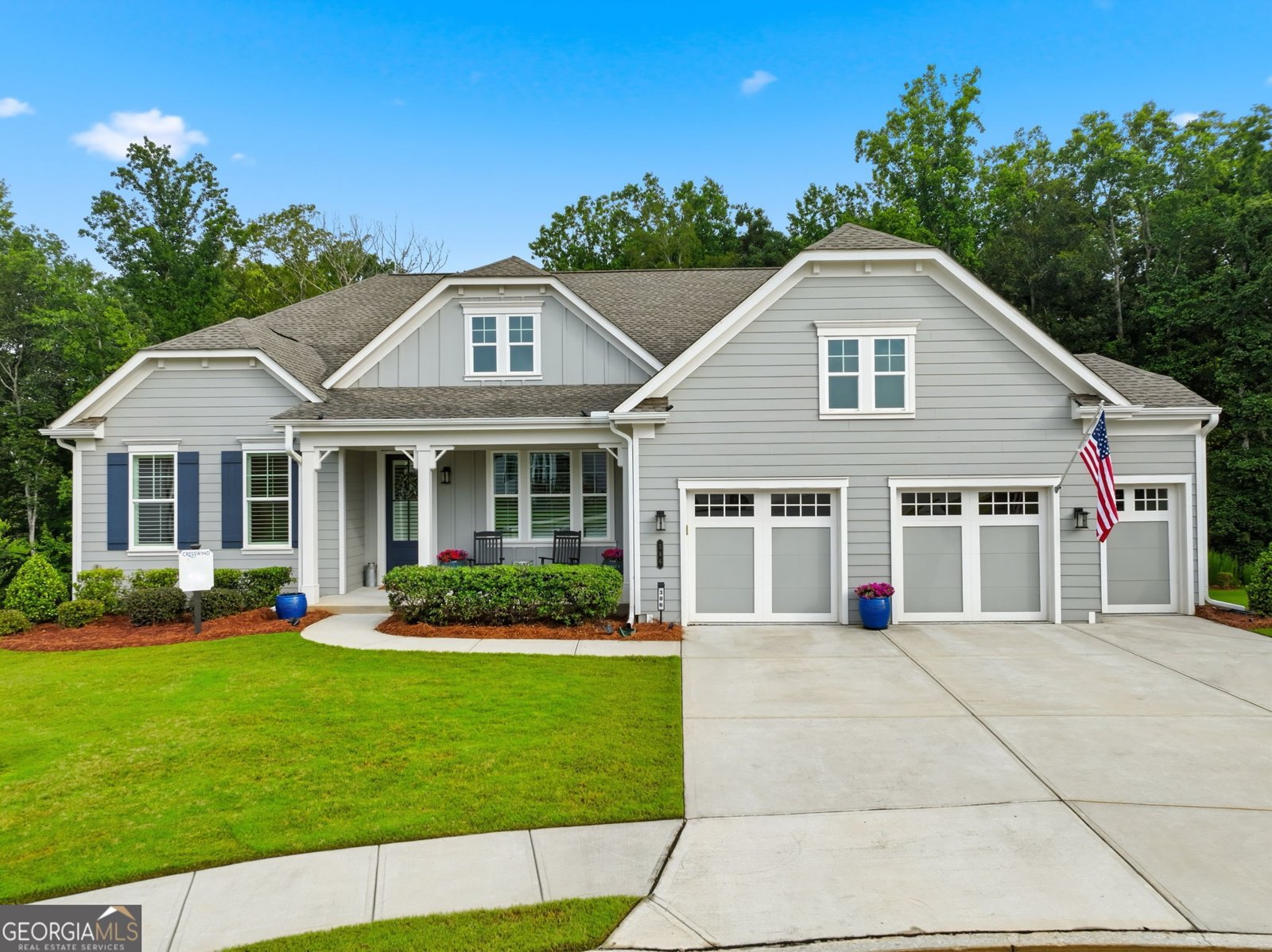 386 Kentucky Court Hoschton - main photo