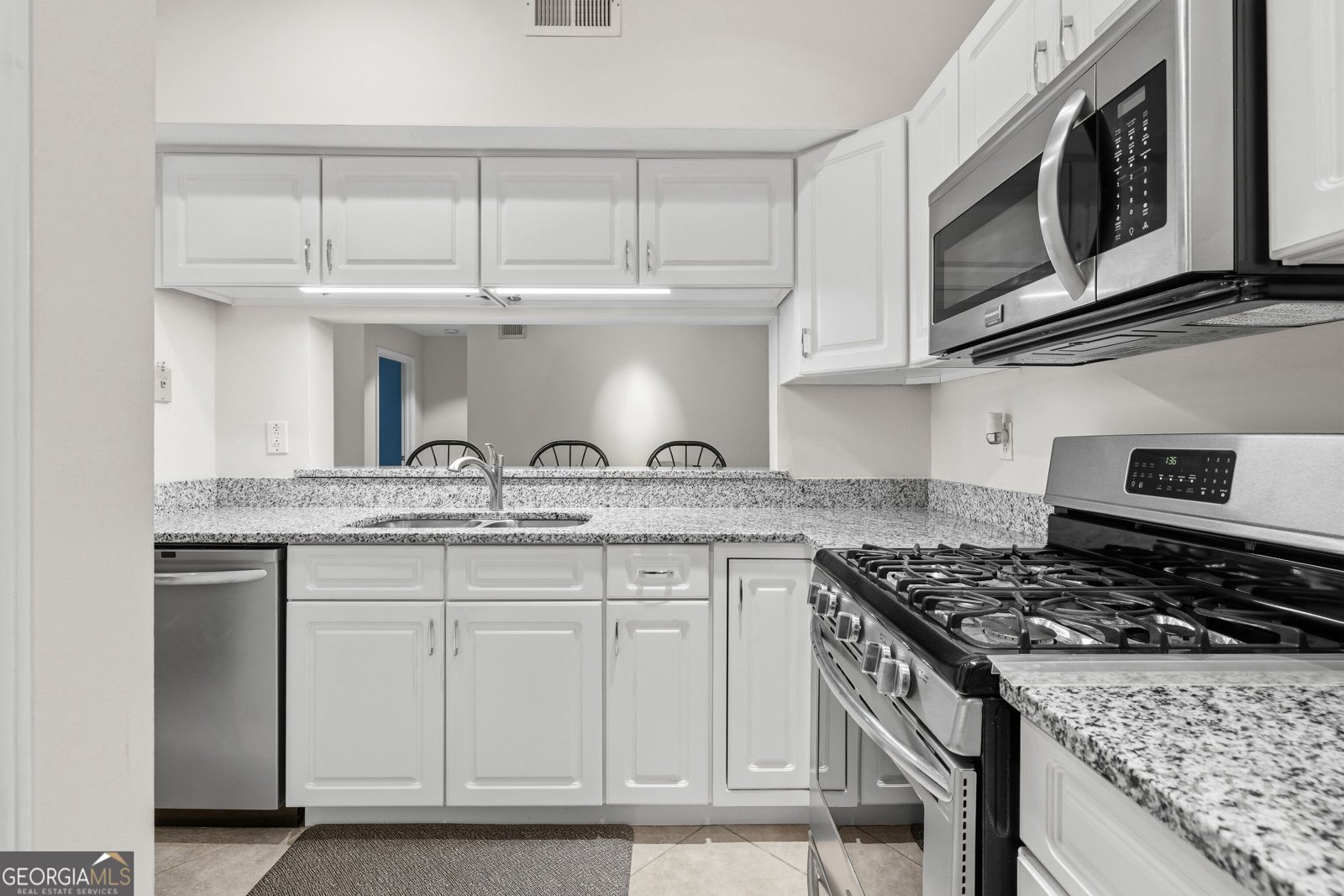 240 Renaissance Parkway Atlanta - Photo 8