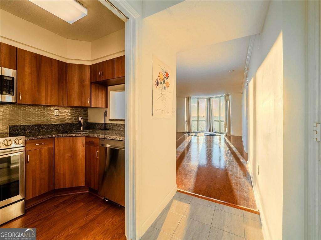 2870 Pharr Court South Atlanta - Photo 16