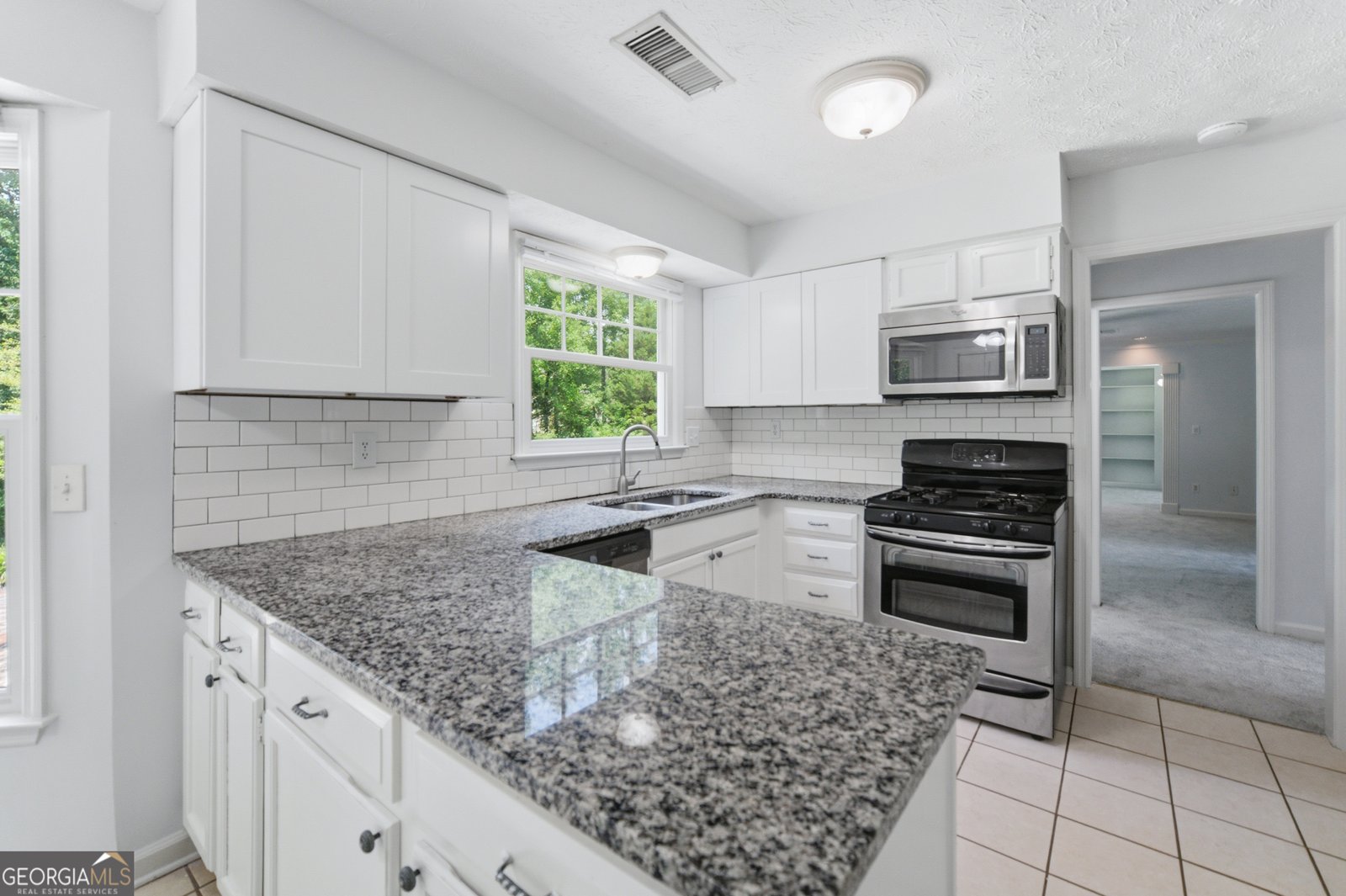 4288 Millhouse Lane Peachtree Corners - Photo 14