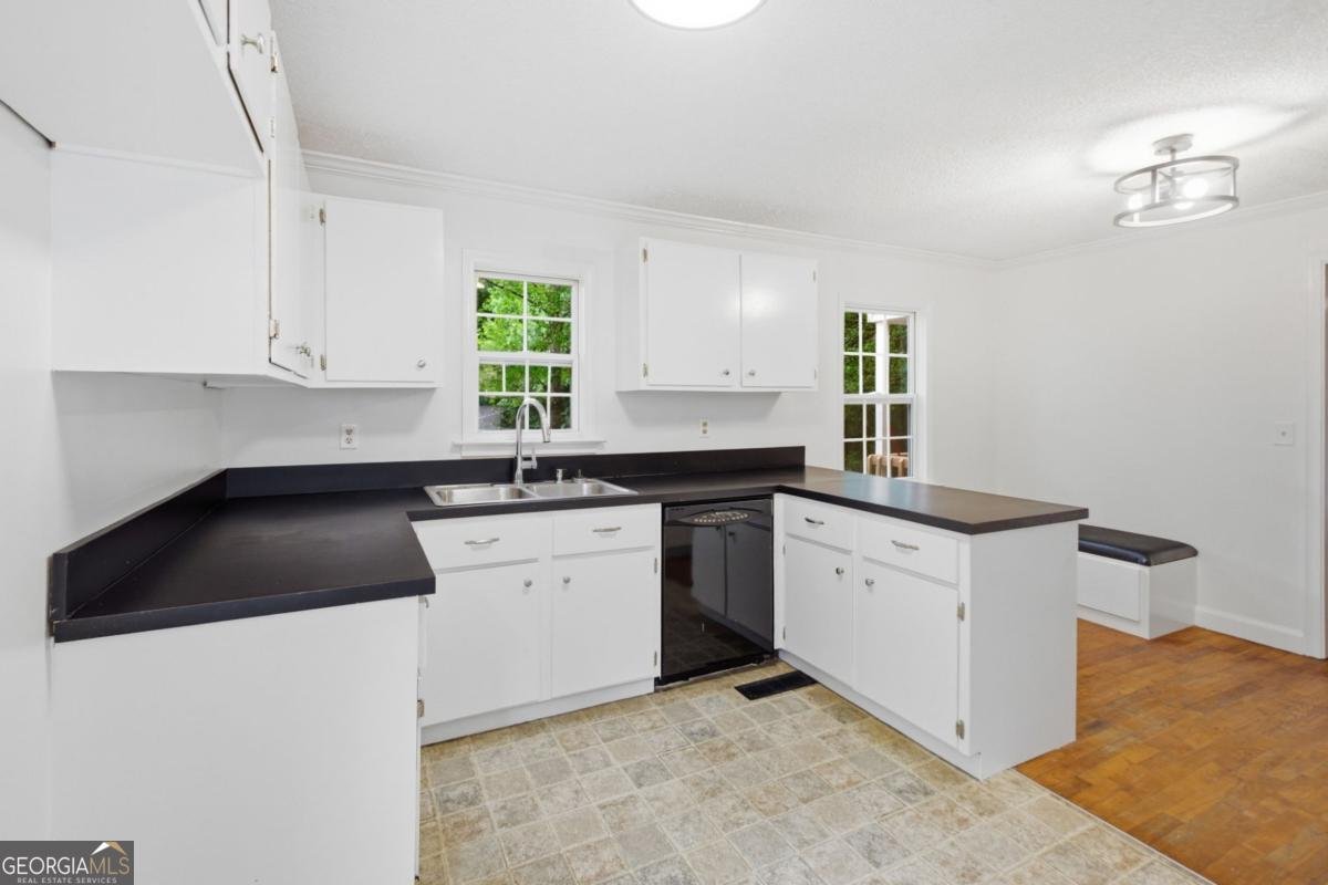 2250 Cave Spring Road Rome - Photo 17