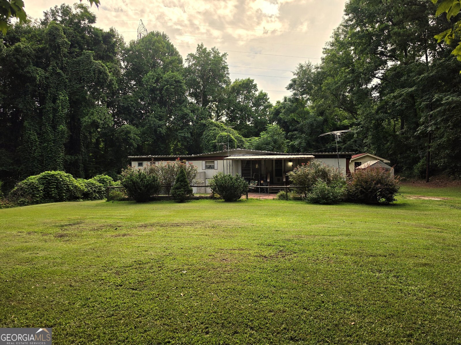 21 Dundee Lake Circle Griffin - main photo