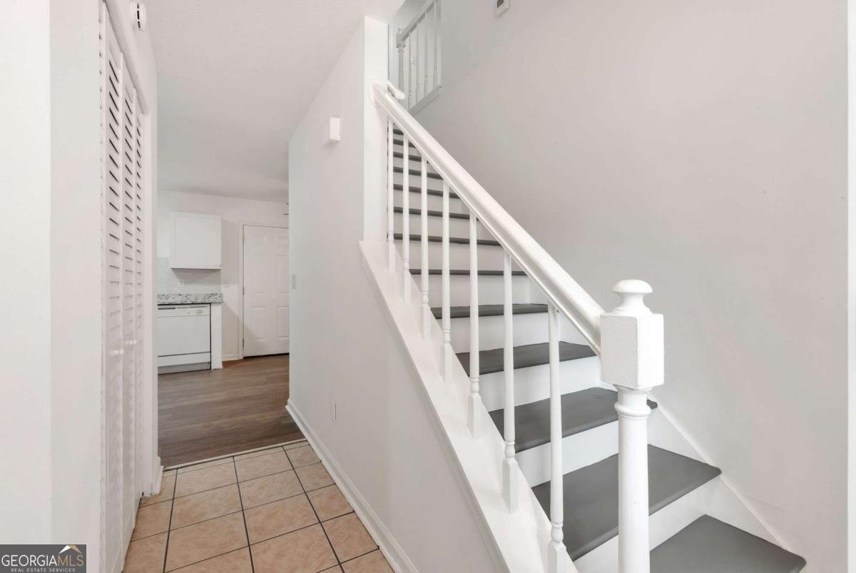 556 Sunfield Drive Lilburn - Photo 22