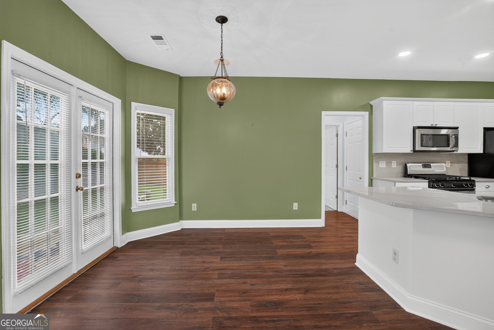 2584 Fairlawn Downs Kennesaw - Photo 12