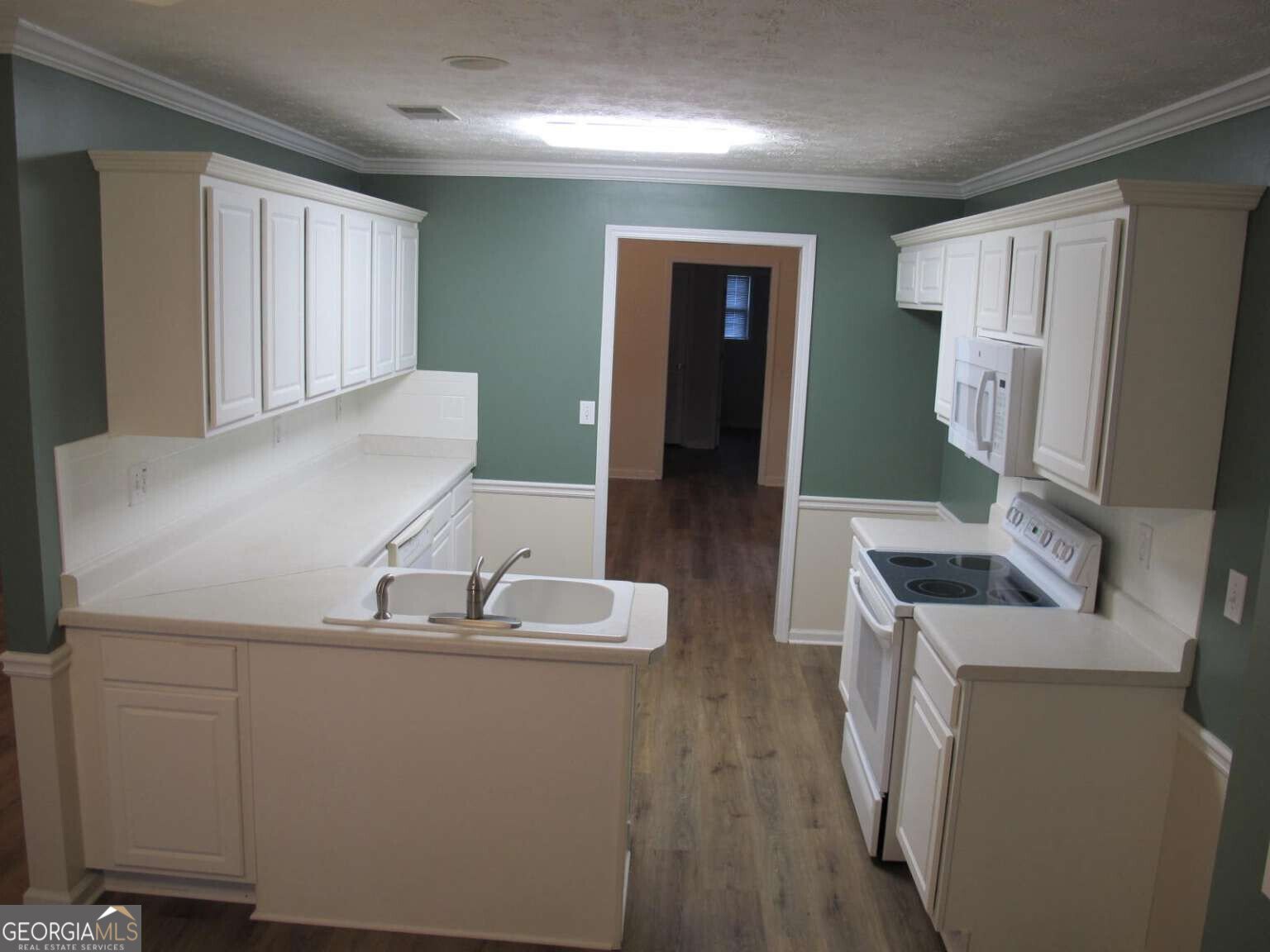 518 Red Tip Court Loganville - Photo 21