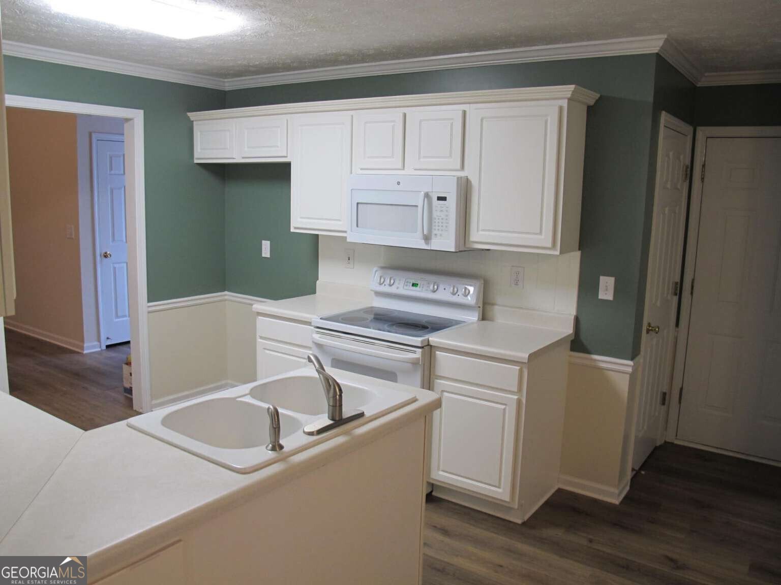518 Red Tip Court Loganville - Photo 24