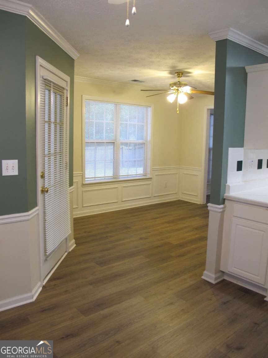 518 Red Tip Court Loganville - Photo 8