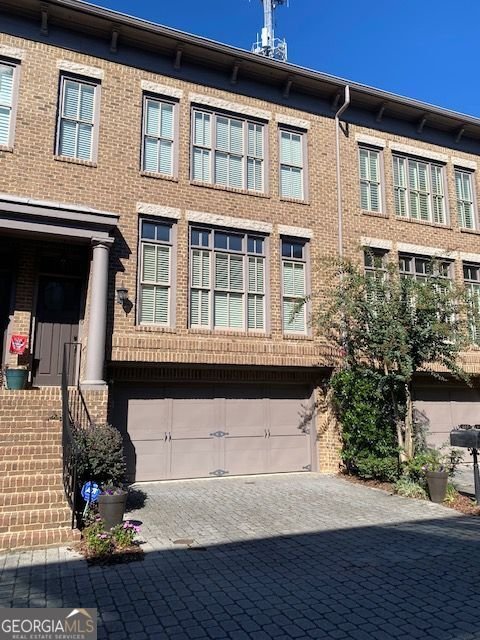 810 Highland Green Way Atlanta - main photo