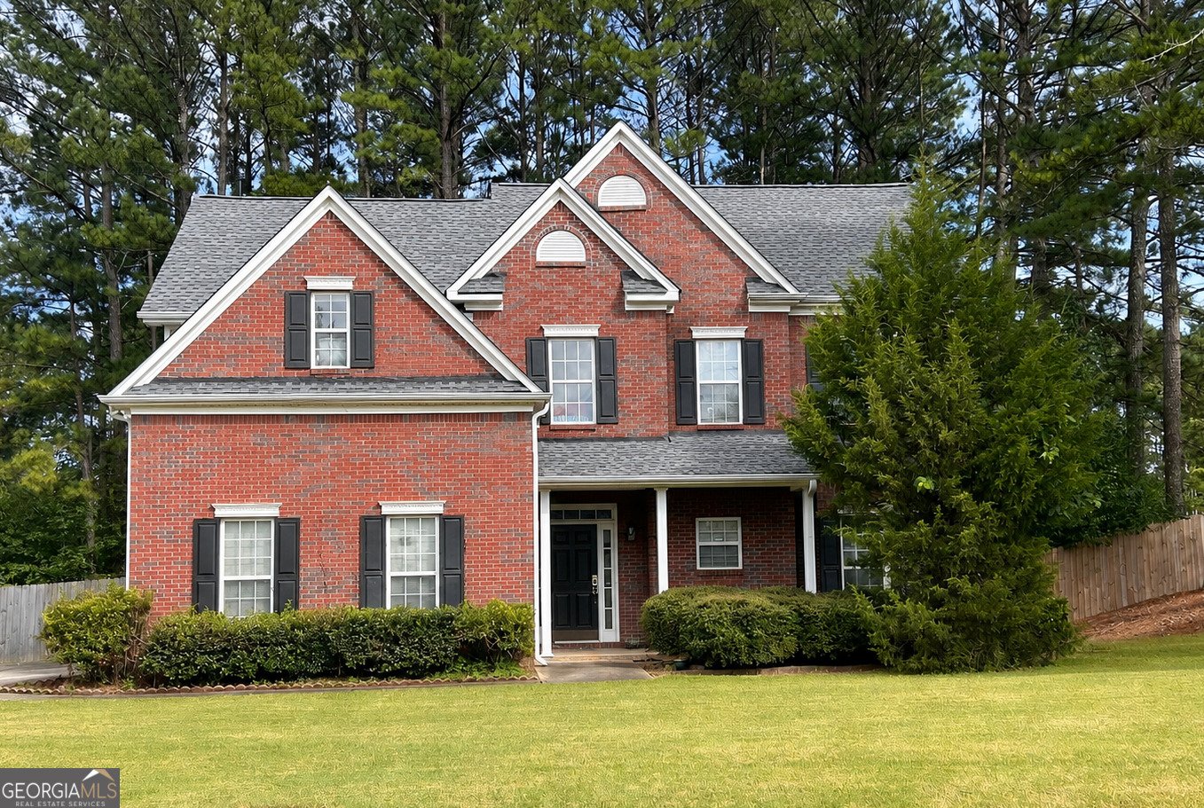 300 Pilgrim Way Fayetteville - main photo