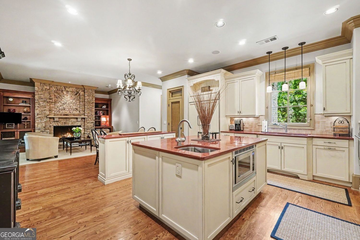 8054 Kenstone Court Sandy Springs - Photo 12
